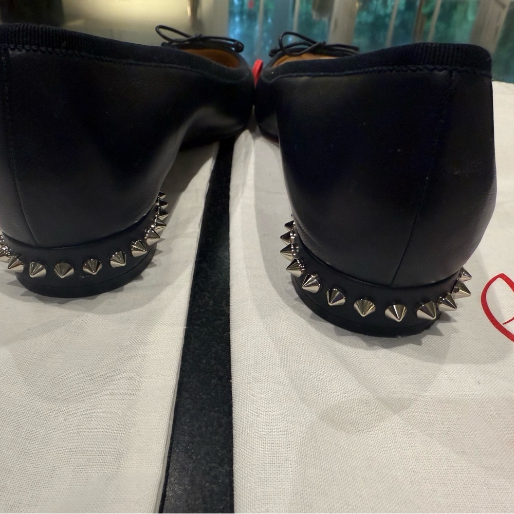 Christian Louboutin Women's Navy Pointed Flats - Picture 3 of 6